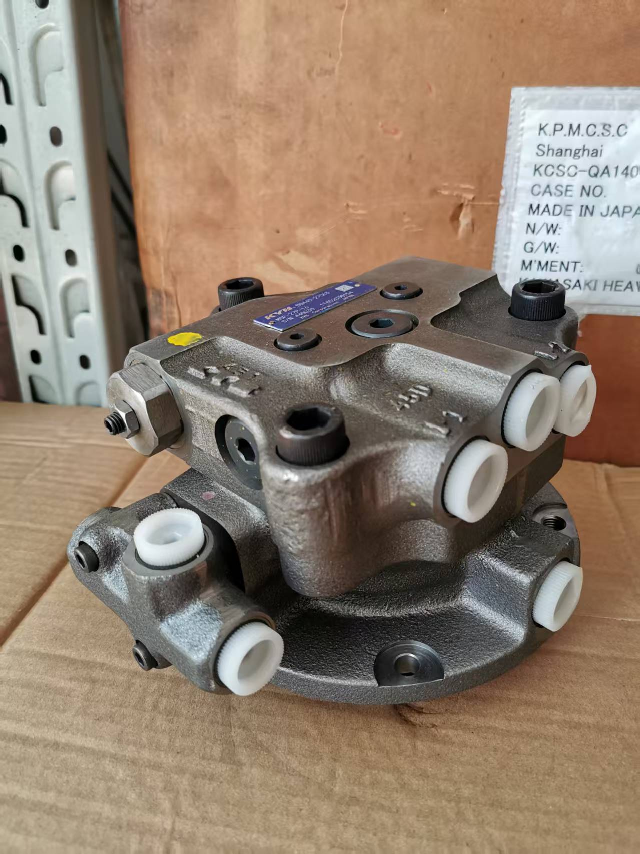 MSF-27P KYB Hydraulic Swing Motor for Hitachi EX40 EX45 EX50 ZX55 Excavator Parts