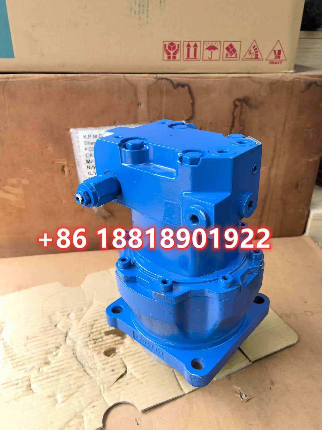 Slew Motor 7024418 Eaton rotary Swivel motor swing motor for mini excavator Bobcat E17 E18 E20