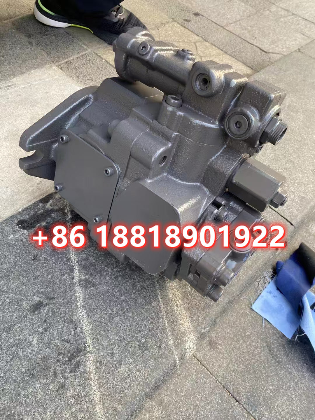14516405 Volvo ECR58 main pump PVC65RC01 Hydraulic pump Genuine parts