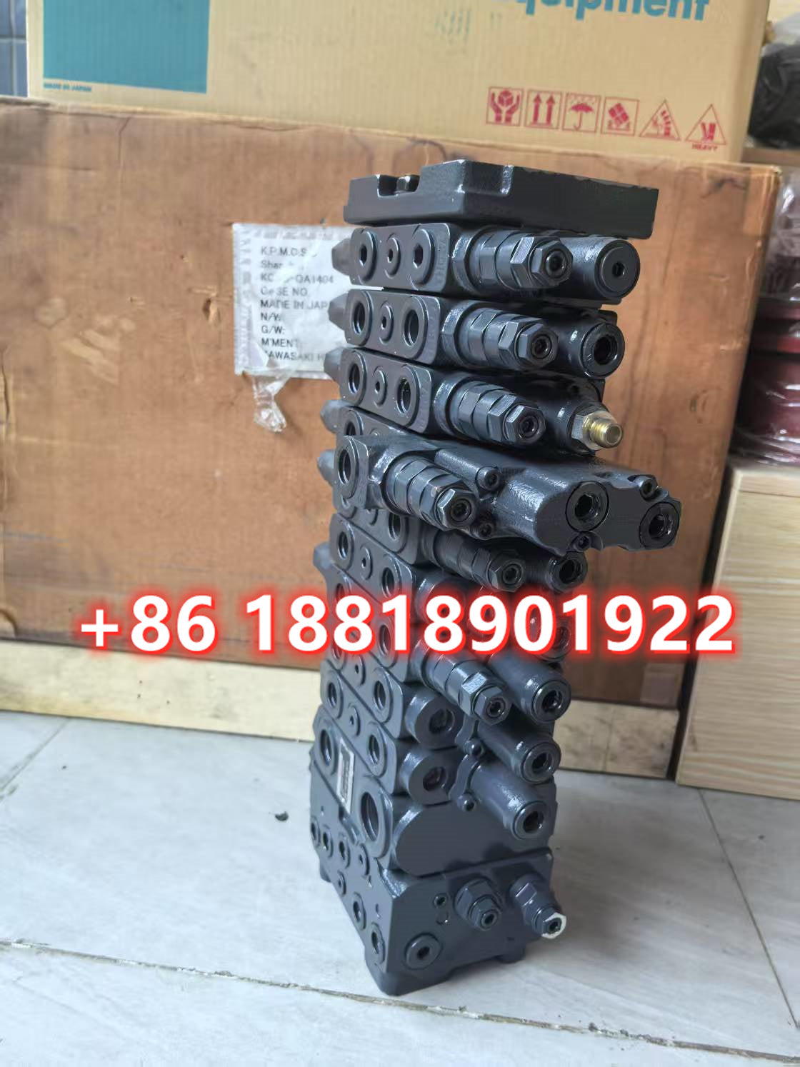 4679272 VALVE CONTROL Hitachi parts DPK-T04-9P-AA-7853C Main valve ZX40 ZX48 ZX50